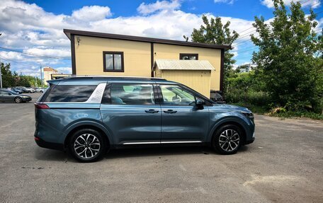 KIA Carnival, 2023 год, 4 900 000 рублей, 5 фотография