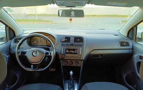 Volkswagen Polo VI (EU Market), 2017 год, 900 000 рублей, 6 фотография