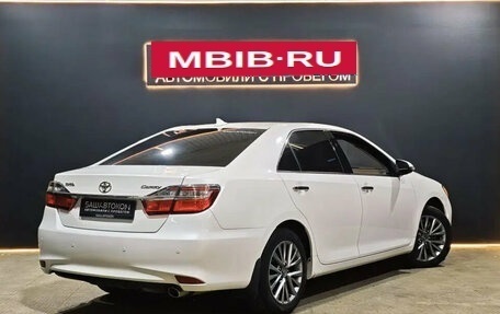 Toyota Camry, 2016 год, 1 899 000 рублей, 4 фотография