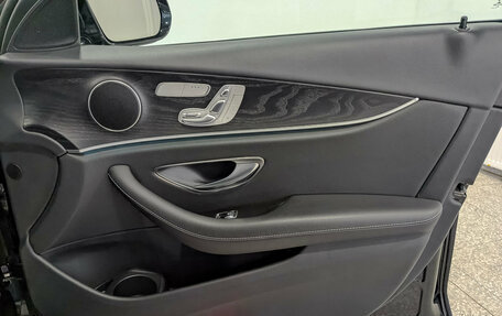 Mercedes-Benz E-Класс, 2020 год, 4 305 000 рублей, 23 фотография