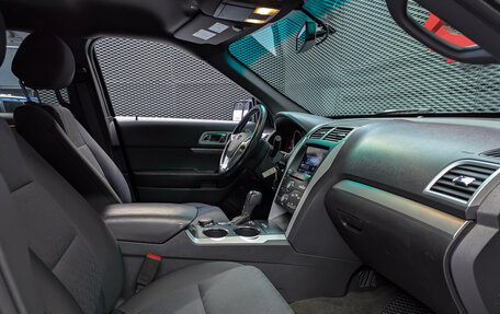 Ford Explorer VI, 2013 год, 1 799 000 рублей, 33 фотография