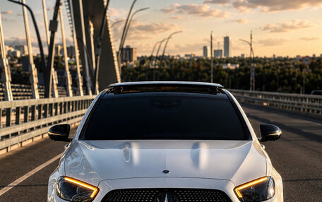 Mercedes-Benz E-Класс, 2021 год, 5 300 000 рублей, 1 фотография