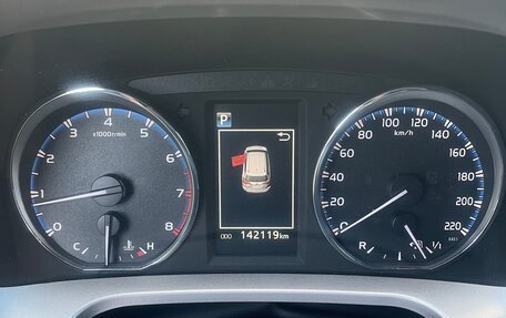 Toyota RAV4, 2017 год, 2 600 000 рублей, 13 фотография