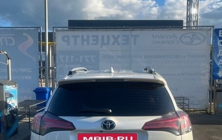 Toyota RAV4, 2017 год, 2 600 000 рублей, 25 фотография