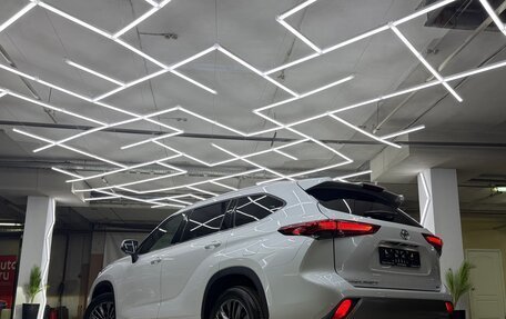 Toyota Highlander, 2026 год, 5 300 000 рублей, 2 фотография