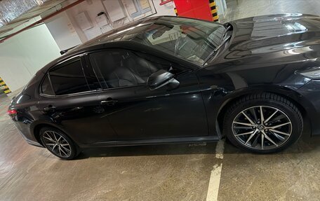 Toyota Camry, 2022 год, 1 500 000 рублей, 6 фотография