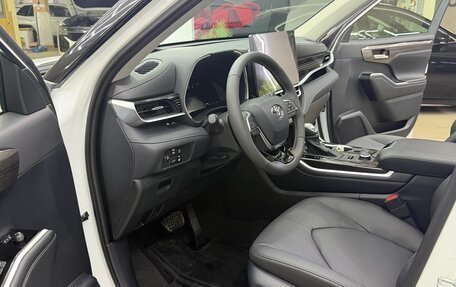 Toyota Highlander, 2026 год, 5 300 000 рублей, 17 фотография