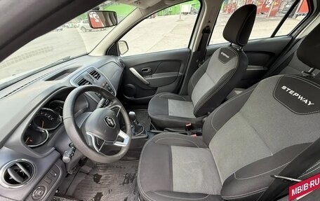 Renault Logan II, 2022 год, 1 250 000 рублей, 11 фотография