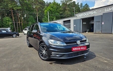 Volkswagen Golf VII, 2018 год, 1 550 000 рублей, 2 фотография