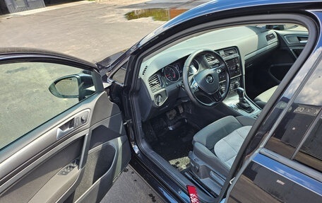 Volkswagen Golf VII, 2018 год, 1 550 000 рублей, 4 фотография