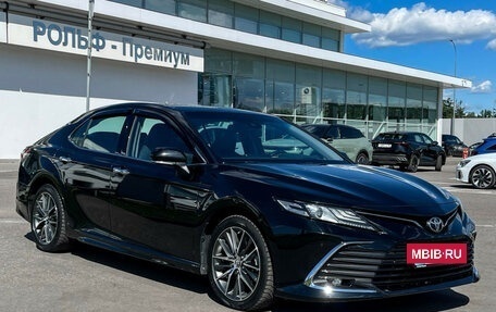 Toyota Camry, 2022 год, 2 985 000 рублей, 3 фотография