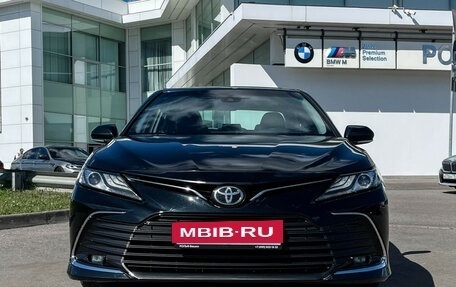 Toyota Camry, 2022 год, 2 985 000 рублей, 2 фотография