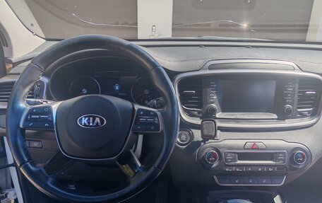 KIA Sorento III Prime рестайлинг, 2019 год, 3 000 000 рублей, 10 фотография