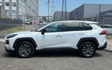 Toyota RAV4, 2025 год, 3 750 000 рублей, 2 фотография