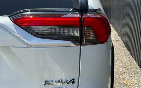 Toyota RAV4, 2025 год, 3 750 000 рублей, 9 фотография