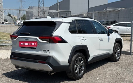 Toyota RAV4, 2025 год, 3 750 000 рублей, 5 фотография