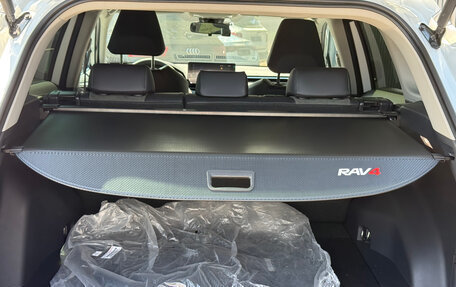 Toyota RAV4, 2025 год, 3 750 000 рублей, 17 фотография