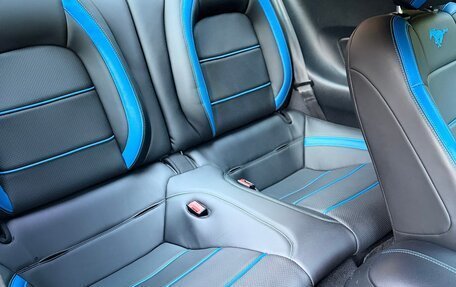 Ford Mustang VI рестайлинг, 2019 год, 3 000 000 рублей, 11 фотография