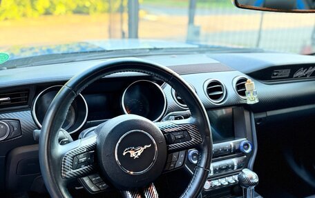 Ford Mustang VI рестайлинг, 2019 год, 3 000 000 рублей, 7 фотография