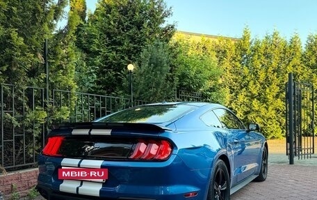 Ford Mustang VI рестайлинг, 2019 год, 3 000 000 рублей, 4 фотография