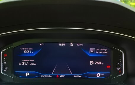 Volkswagen Tiguan II, 2021 год, 3 800 000 рублей, 5 фотография