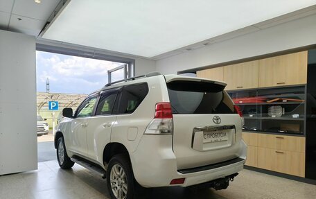 Toyota Land Cruiser Prado 150 рестайлинг 2, 2012 год, 2 750 000 рублей, 6 фотография