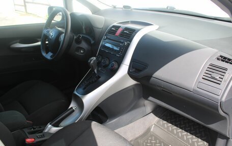 Toyota Auris II, 2011 год, 970 000 рублей, 6 фотография