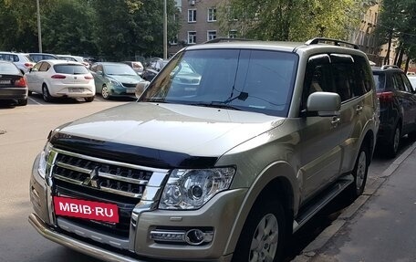 Mitsubishi Pajero IV, 2018 год, 3 350 000 рублей, 3 фотография