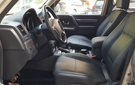 Mitsubishi Pajero IV, 2018 год, 3 350 000 рублей, 6 фотография