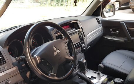 Mitsubishi Pajero IV, 2018 год, 3 350 000 рублей, 9 фотография