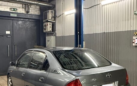Toyota Prius IV XW50, 1998 год, 250 000 рублей, 4 фотография
