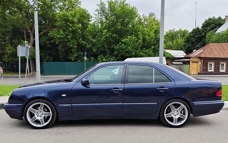 Mercedes-Benz E-Класс, 1996 год, 670 000 рублей, 6 фотография