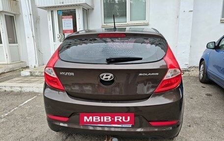 Hyundai Solaris II рестайлинг, 2015 год, 850 000 рублей, 2 фотография