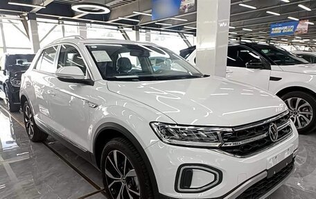 Volkswagen T-Roc I, 2026 год, 2 330 000 рублей, 3 фотография