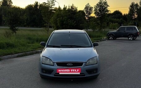 Ford Focus II рестайлинг, 2005 год, 231 000 рублей, 3 фотография