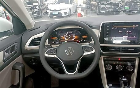 Volkswagen T-Roc I, 2026 год, 2 330 000 рублей, 10 фотография