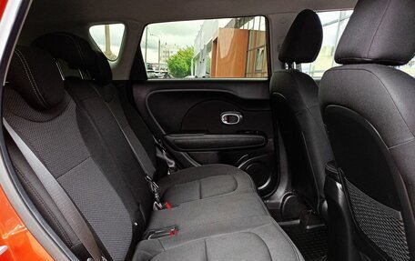KIA Soul II рестайлинг, 2019 год, 1 658 000 рублей, 10 фотография