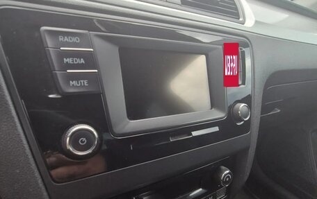 Skoda Rapid I, 2016 год, 1 285 000 рублей, 18 фотография