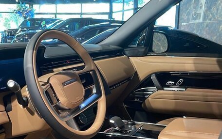 Land Rover Range Rover IV рестайлинг, 2022 год, 17 500 000 рублей, 13 фотография