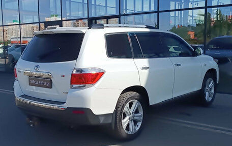 Toyota Highlander III, 2012 год, 1 950 000 рублей, 5 фотография