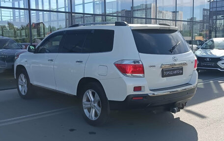 Toyota Highlander III, 2012 год, 1 950 000 рублей, 7 фотография