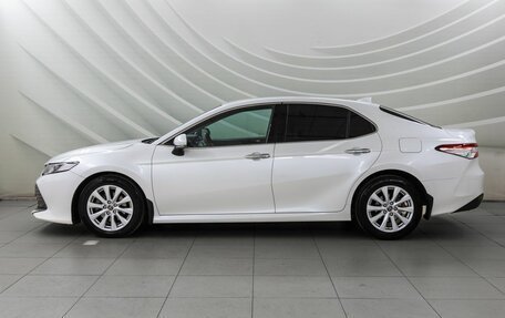 Toyota Camry, 2018 год, 2 598 000 рублей, 4 фотография