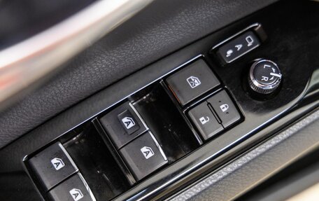 Toyota Camry, 2018 год, 2 598 000 рублей, 14 фотография
