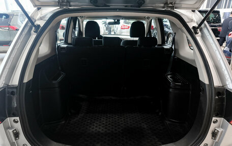 Mitsubishi Outlander III рестайлинг 3, 2016 год, 1 750 000 рублей, 14 фотография