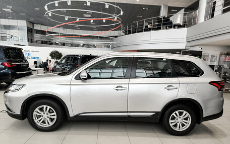 Mitsubishi Outlander III рестайлинг 3, 2016 год, 1 750 000 рублей, 12 фотография