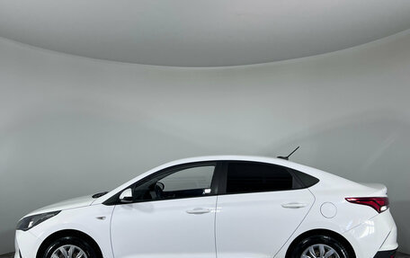 Hyundai Solaris II рестайлинг, 2021 год, 1 222 000 рублей, 8 фотография