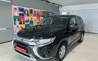 Mitsubishi Outlander III рестайлинг 3, 2018 год, 1 829 000 рублей, 1 фотография