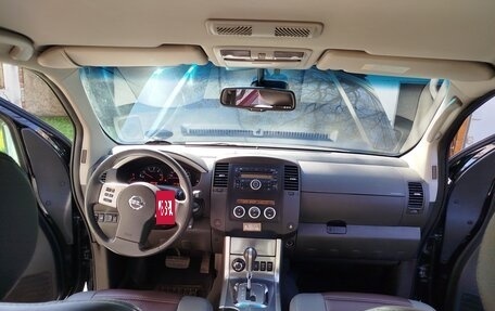 Nissan Pathfinder, 2011 год, 2 500 000 рублей, 20 фотография