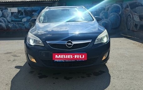 Opel Astra J, 2012 год, 750 000 рублей, 2 фотография