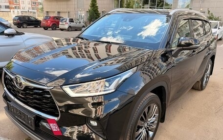 Toyota Highlander, 2026 год, 5 300 000 рублей, 2 фотография